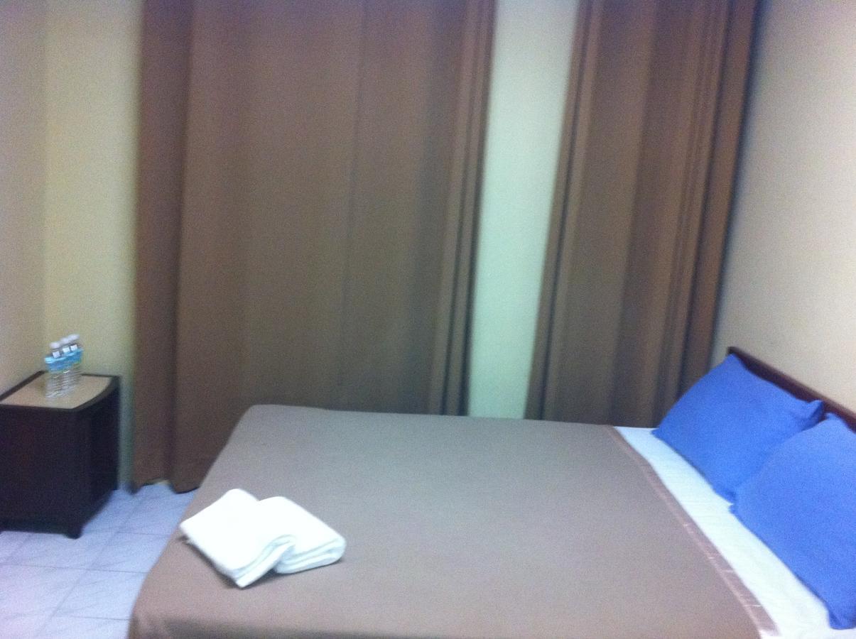 Jr Hotel Sitiawan Esterno foto