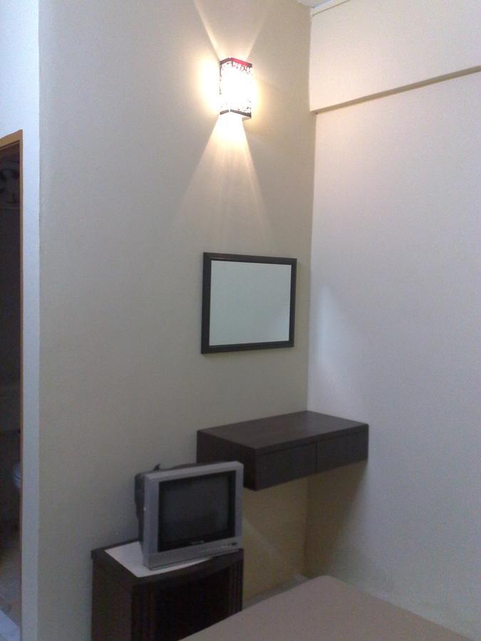 Jr Hotel Sitiawan Esterno foto