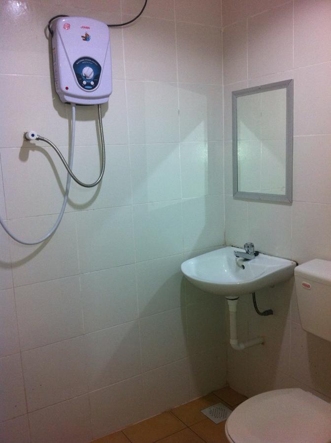 Jr Hotel Sitiawan Esterno foto